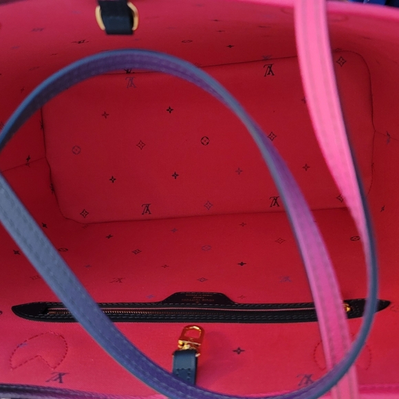 Louis Vuitton Midnight Fuschia Neverfull MM Monogram Giant Flower Bag **No Pouch - Picture 14 of 17